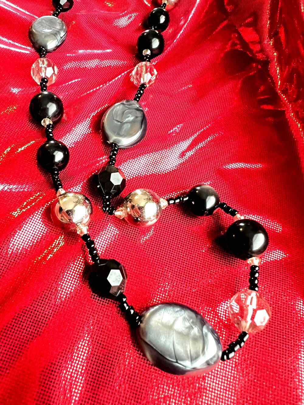 Vintage Multi Faceted Gray Blue Silver Glass Bead 18" Necklace Single Strand - Picture 4 of 6